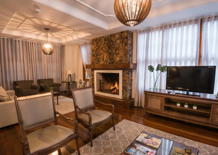 Hotel Aguas Claras