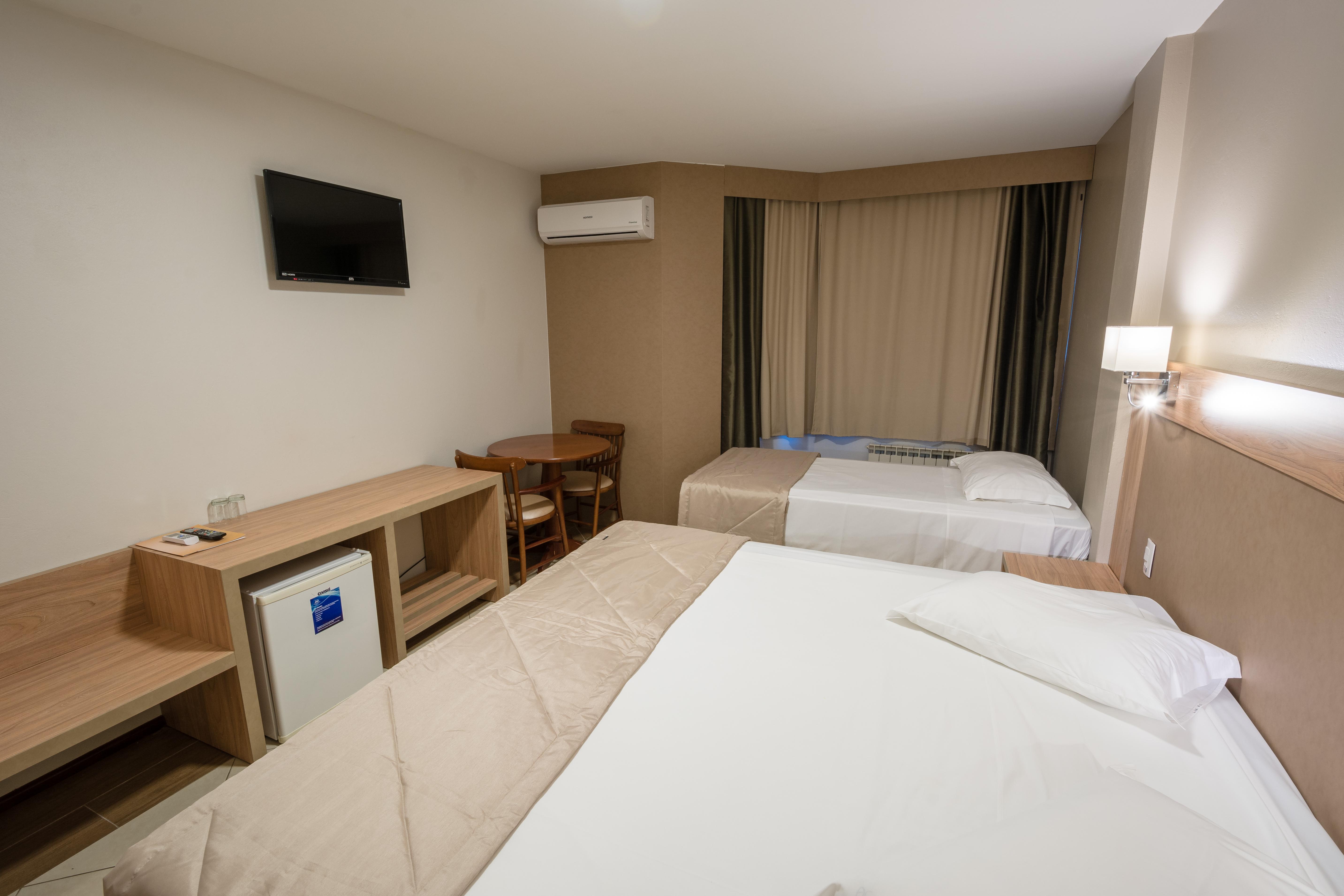 Hotel Aguas Claras