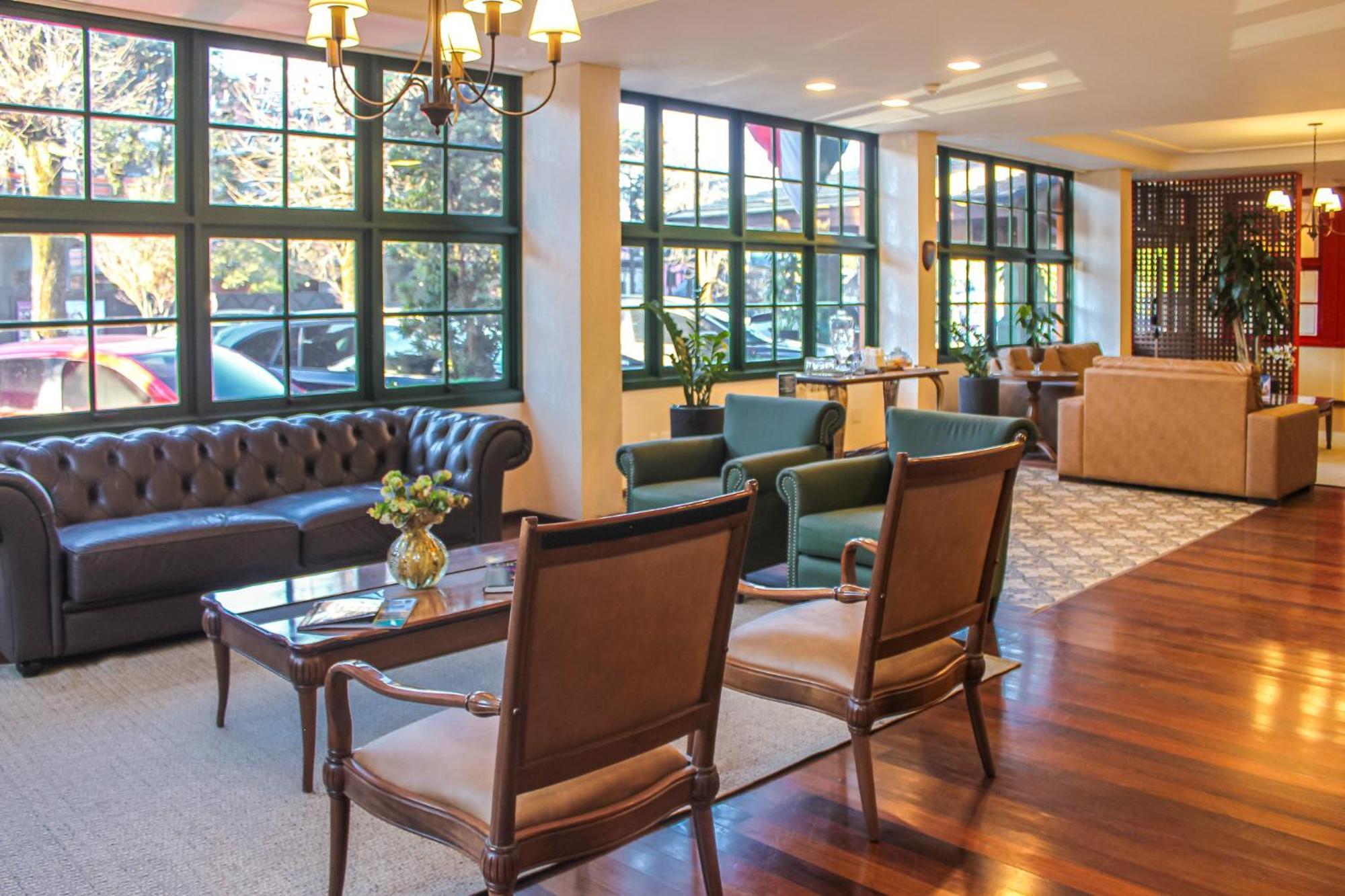 Hotel Aguas Claras